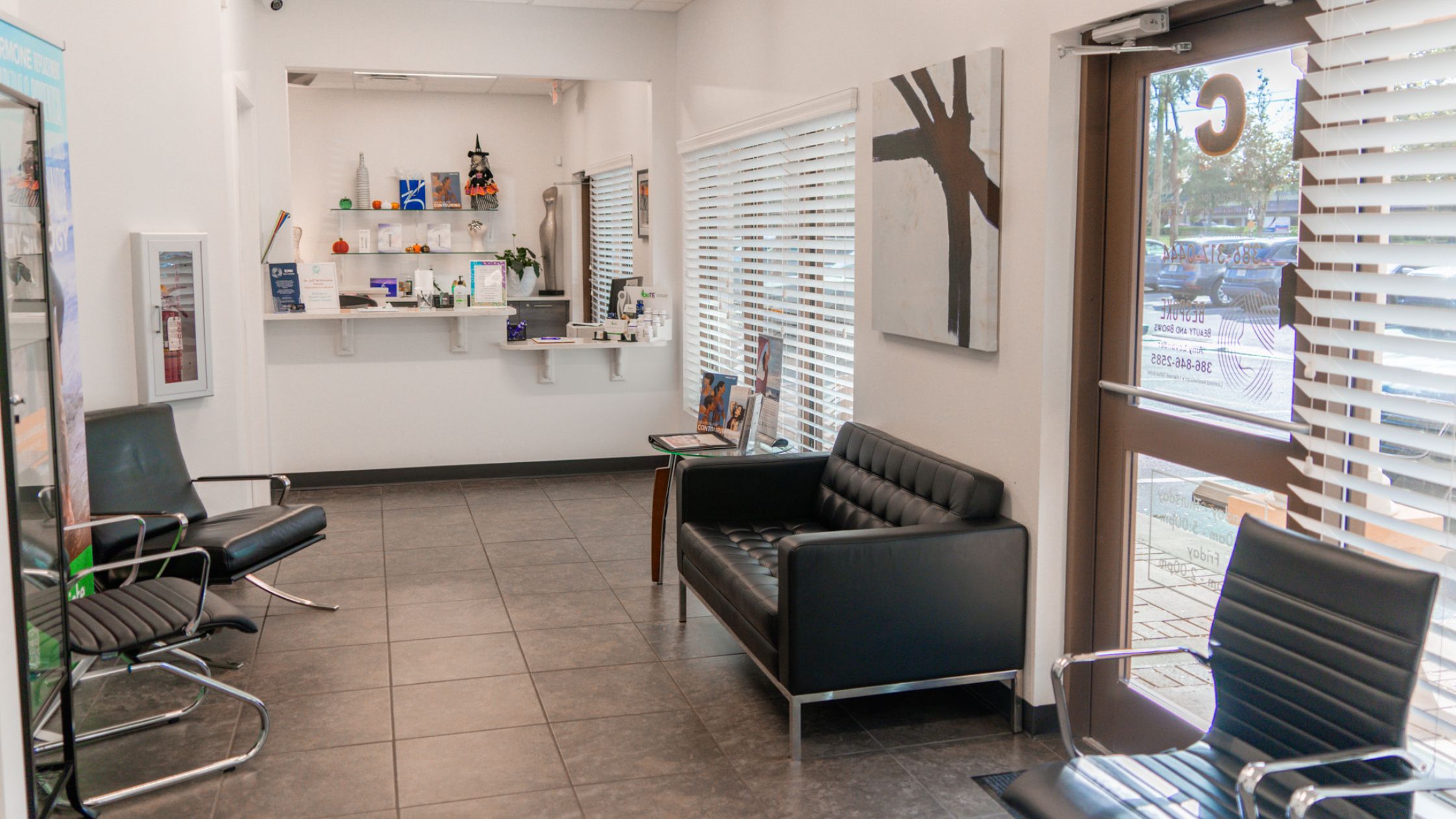 How to Choose a Plastic Surgeon You Can Trust: What to Look For (and What to Avoid)